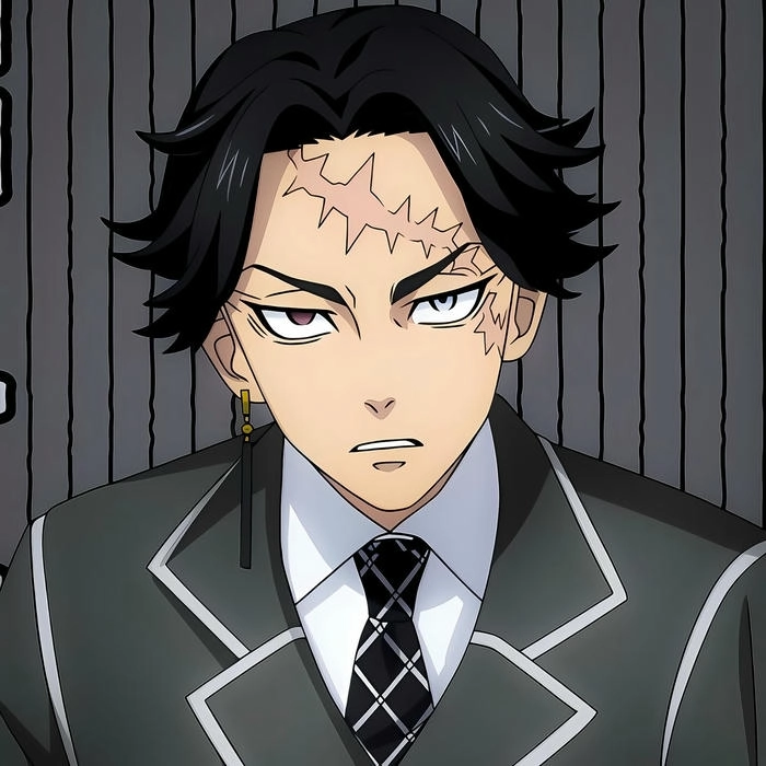 Kakuchou tạo dáng ngầu